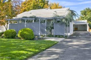 1118 21st Ave, Yakima, WA 98902-5109