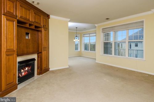 247 Masterson Ct, Trenton NJ  08618-1443 exterior