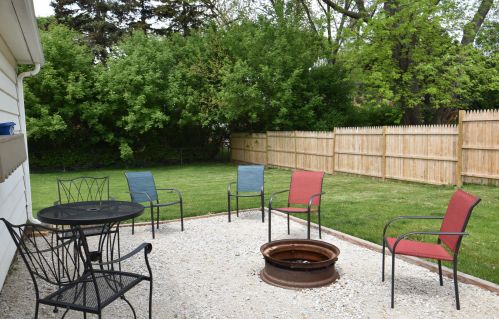 3817 87th St, Milwaukee WI  53222-2840 exterior