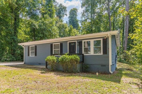 3250 Mount Gilead Rd, Atlanta GA  30311-5202 exterior