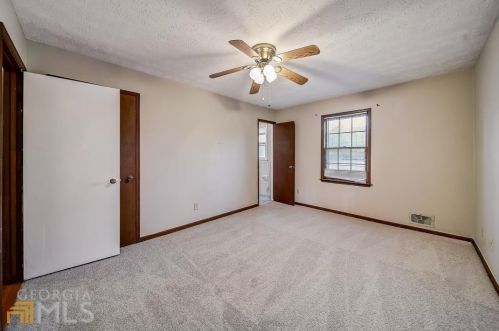 2128 Rockdale Cir, Lithonia GA 30078-3450 exterior