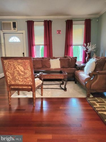 531 Benner St, Philadelphia PA 19149-3214 exterior