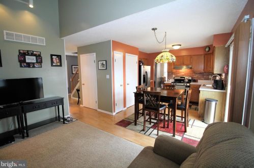 135 Edwin Ave, Trenton NJ 08610-4420 exterior