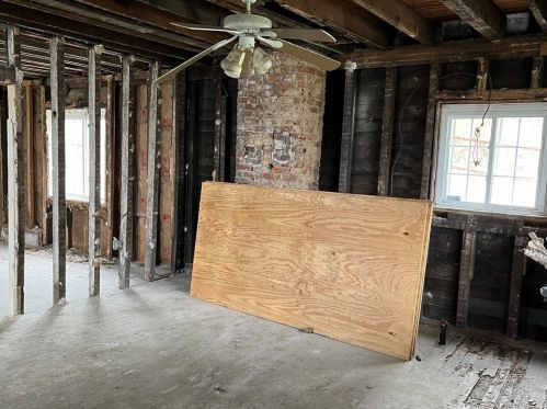 2161 Ley St, Pittsburgh PA 15212-3619 exterior