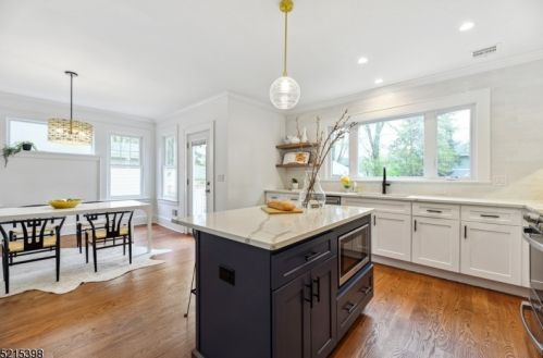 47 Pierson Rd, Maplewood NJ  07040-3408 exterior