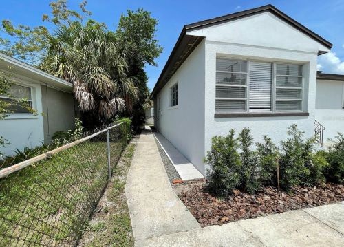 2525 Douglas St, Tampa FL  33607-6807 exterior