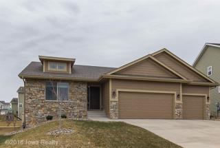 15214 Aurora Cir, Des Moines, IA 50323-2472