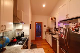 702 Jewell St, Austin TX  78704-3426 exterior