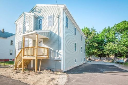 1011 Douglas Ave, Providence, RI 02904-1641