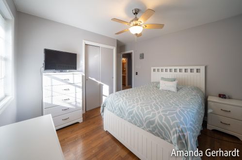 215 Mcconnell Ave, Meskegon MI 49445-2762 exterior