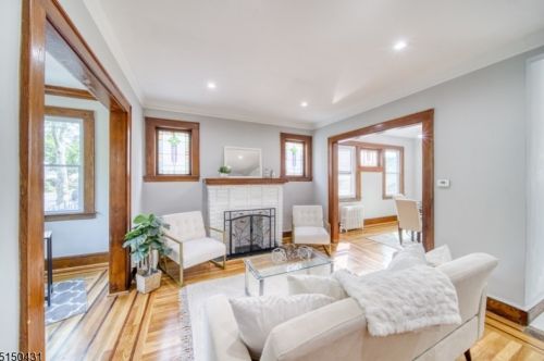 72 Hughes St, Maplewood NJ  07040-3304 exterior