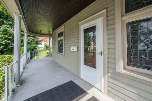 18 Linwood Ave, Pittsburgh PA  15205-4414 exterior