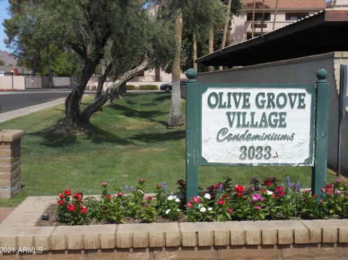 3033 Devonshire Ave, Phoenix AZ  85016-5894 exterior