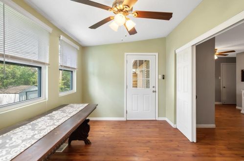 2625 Midland Rdg Dr, Saint Louis MO 63114-1232 exterior