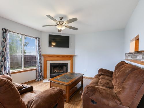 4408 127th Pl, Chicago, IL 60803-2789