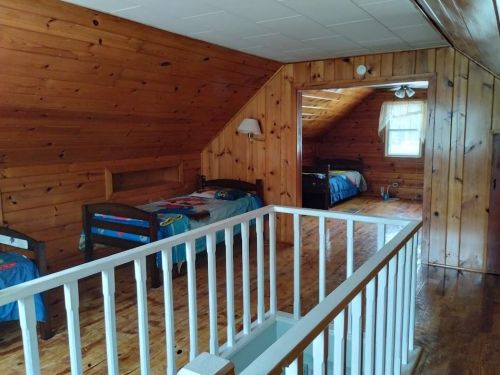 2476 Glenside Blvd, Meskegon MI 49441-3271 exterior