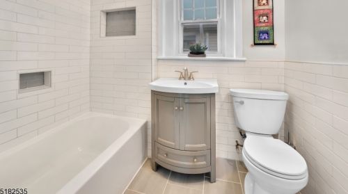 18 Pierson Rd, Maplewood NJ 07040-3409 exterior