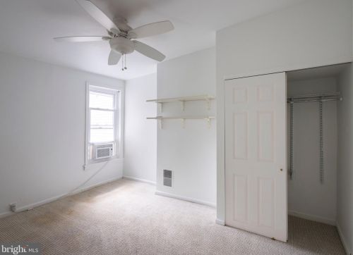 1321 18 St, Philadelphia PA 19146-4701 exterior