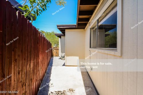 9111 Oracle Rd, Tucson AZ 85704-7444 exterior