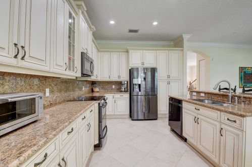 7883 Emerald Winds Cir, Boynton Beach FL 33473-7835 exterior