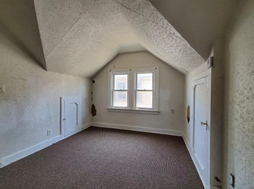 4906 37th St, Milwaukee WI  53221-2529 exterior