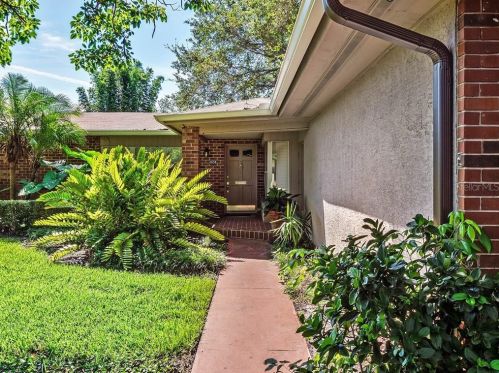 4038 Shorecrest Dr, Orlando FL 32817-1255 exterior