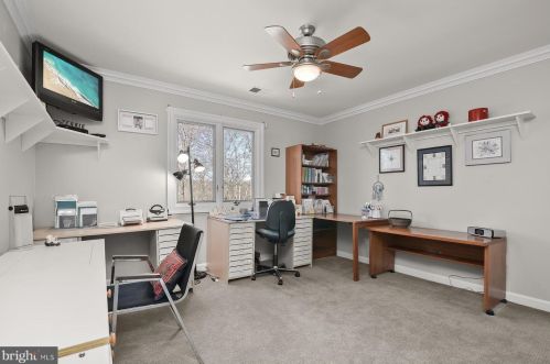 11820 Beekman Pl, Rockville MD 20854-2177 exterior