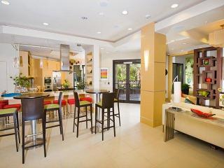 2900 Braeswood Blvd, Houston TX  77025-2201 exterior