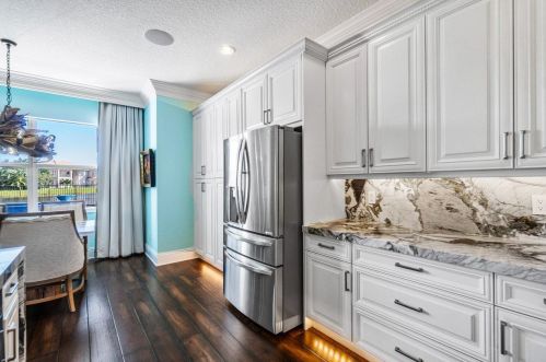 11802 Foxbriar Lk Trl, Boynton Beach FL 33473-7830 exterior