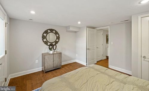 1268 Owen Pl, Washington DC 20002-2808 exterior