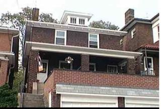 5547 Phillips Ave, Pittsburgh PA  15217-1906 exterior