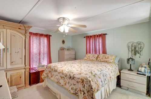 121 Islamorada Ln, Naples FL 34114-8443 exterior