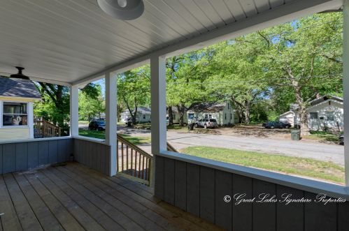 1632 Dyson St, Meskegon MI  49442-5722 exterior