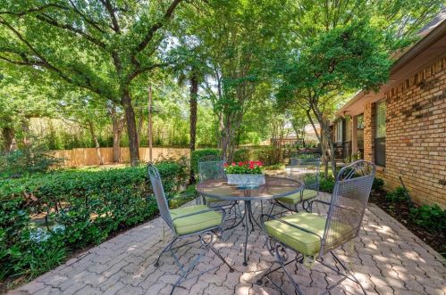 4016 Hackmore Loop, Irving TX 75061-6118 exterior