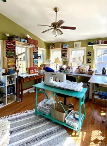 8 Casper Crk Rd, Poughkeepsie NY 12603-5004 exterior