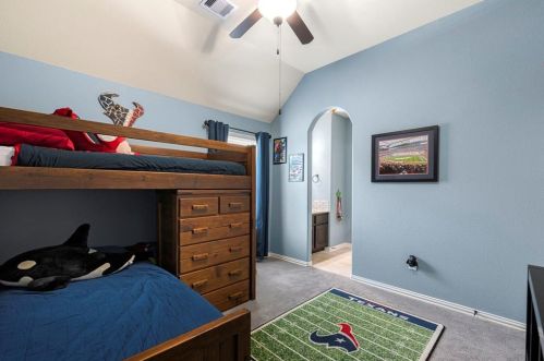 331 Kinderwood Trl, Montgomery TX 77316-2121 exterior