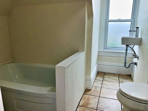 3263 Wainbell Ave, Pittsburgh PA 15216-2318 exterior