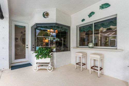 1104 Strathmore Dr, Fort Pierce FL 34952-5922 exterior