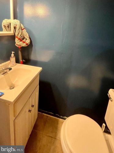 1320 Greeby St, Philadelphia PA 19135-2604 exterior