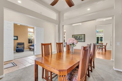 3007 Honey Cir, Folsom CA 95762-6324 exterior