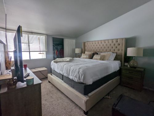 8941 Swan Rd, Milwaukee WI 53224-1950 exterior