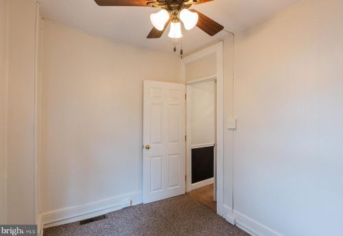 249 New Holland Ave, Lancaster PA 17602-2301 exterior