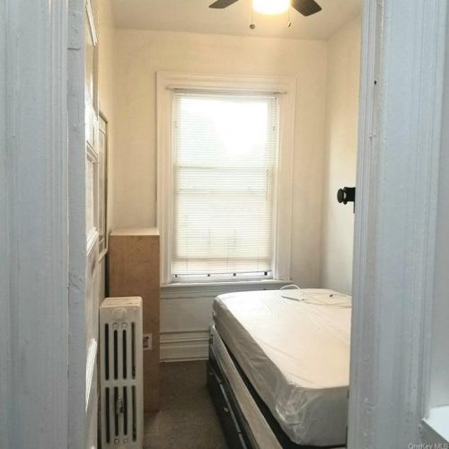 530 Van Nest Ave, Bronx NY 10462-3508 exterior