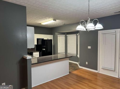 2949 Falling Water Pt, Atlanta, GA 30349-8314