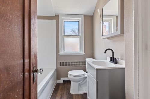 4528 Leon Ter, Milwaukee WI 53216-2431 exterior