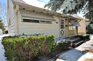 3936 71st St, Milwaukee WI  53220-2302 exterior