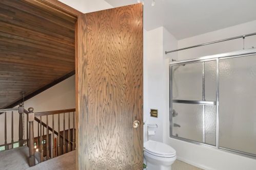 6258 Silver Hl Dr, Manitowoc WI 54220-9328 exterior