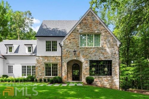 3692 Castlegate Dr, Atlanta GA  30327-2604 exterior