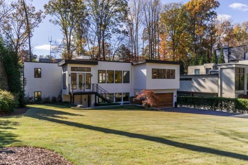 1311 Hopkins Ter, Atlanta GA  30324-3825 exterior