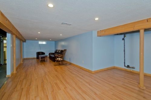 155 Canton Cir, Springfield MA 01104-1441 exterior